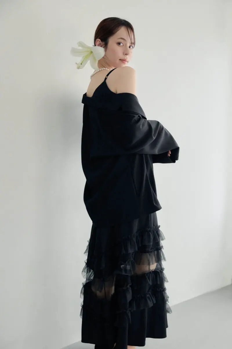 ブラックのトランスペアレントヘムセットアップドレス | et.UNiVER | M