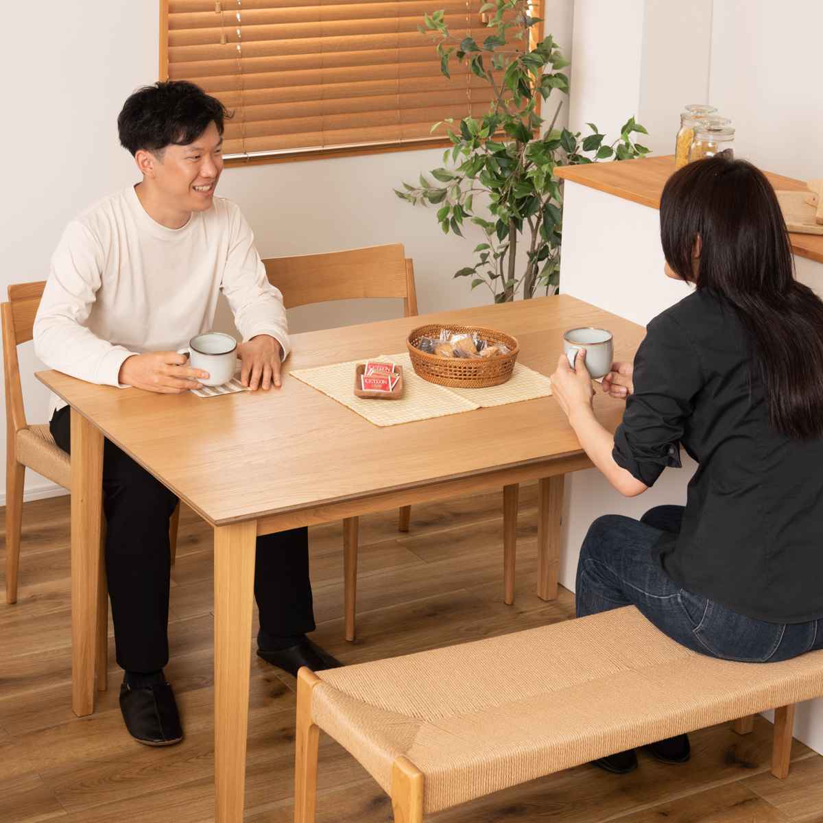 ダイニングテーブル 幅135cm 天然木 4人掛け （ 木製 北欧 テーブル