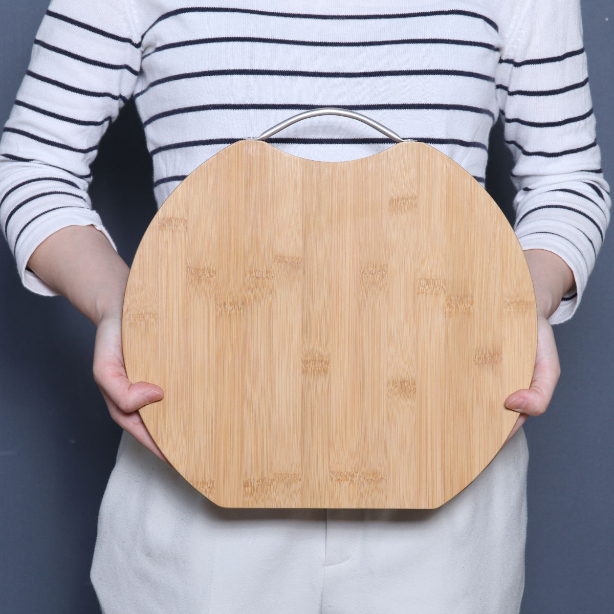 まな板 32cm D型 竹製 持ち手付き バンブーカッティングボード