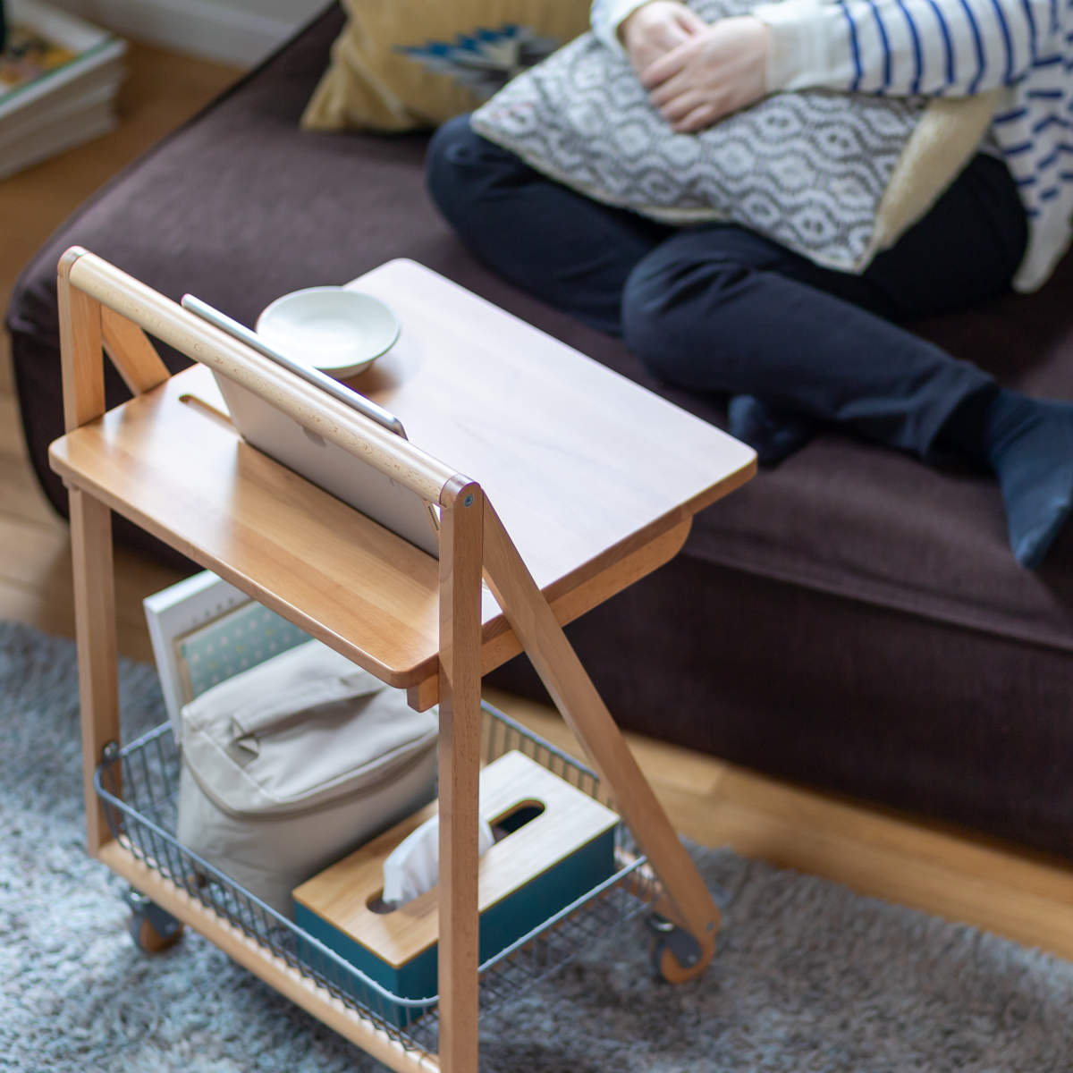 サイドテーブル キャスター付 テーブルワゴン 高さ70cm リヴ （ 収納