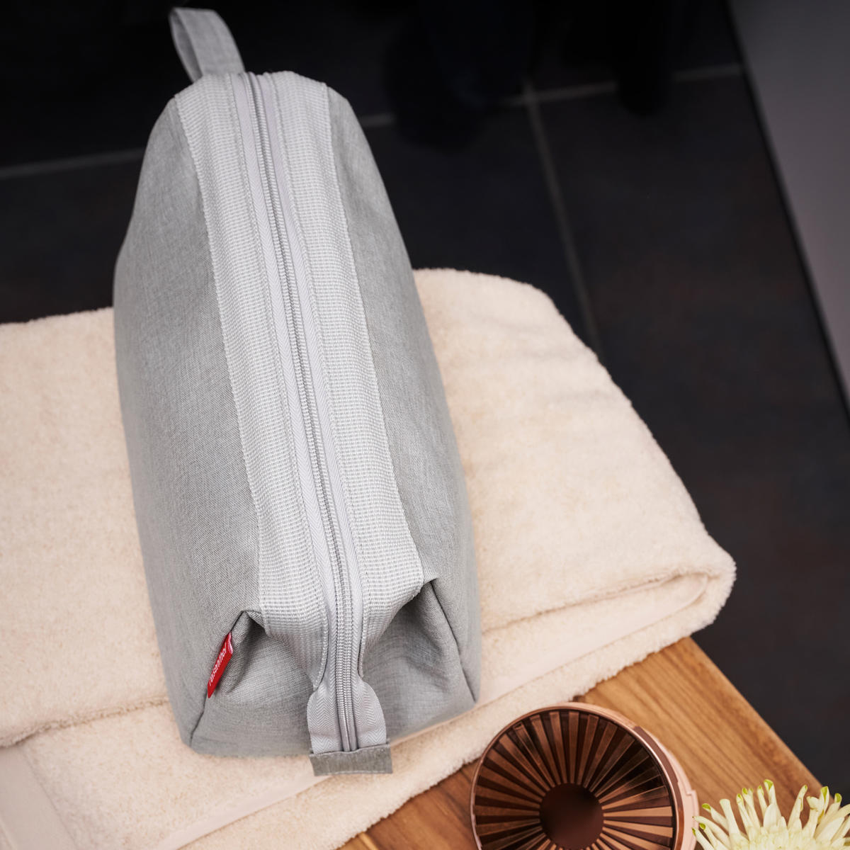 トラベル コスメティック ツイスト（TRAVELCOSMETIC TWIST）