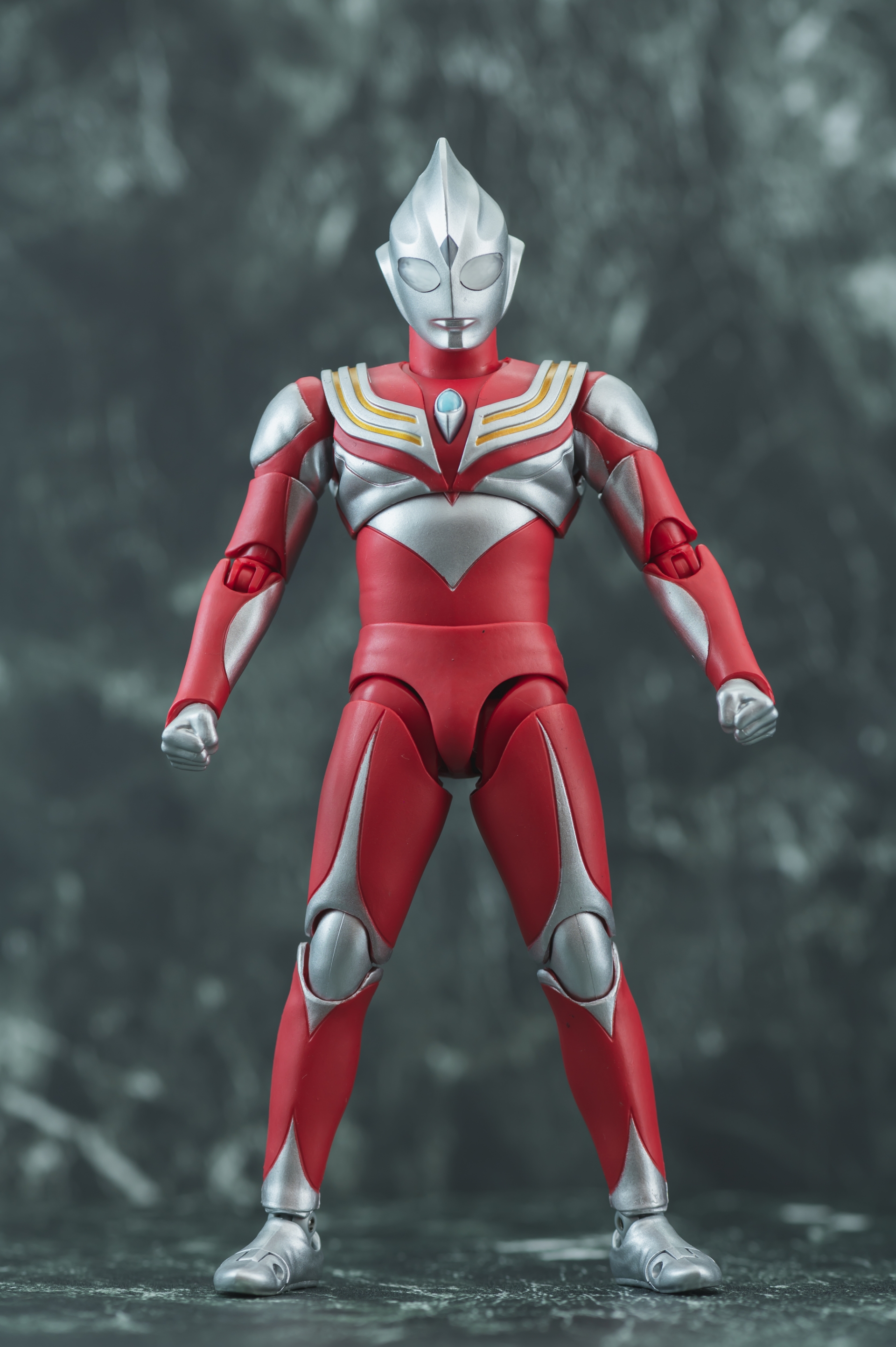 レビュー】S.H.figuarts ウルトラマンティガ パワータイプ 真骨彫製法
