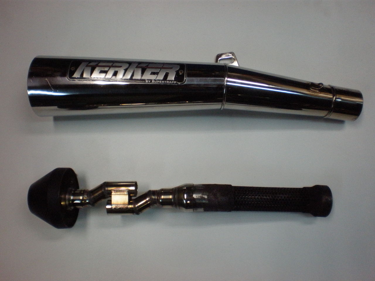 抜け過ぎ・爆音サイレンサー撲滅委員会 ゼファー400χ・KERKER