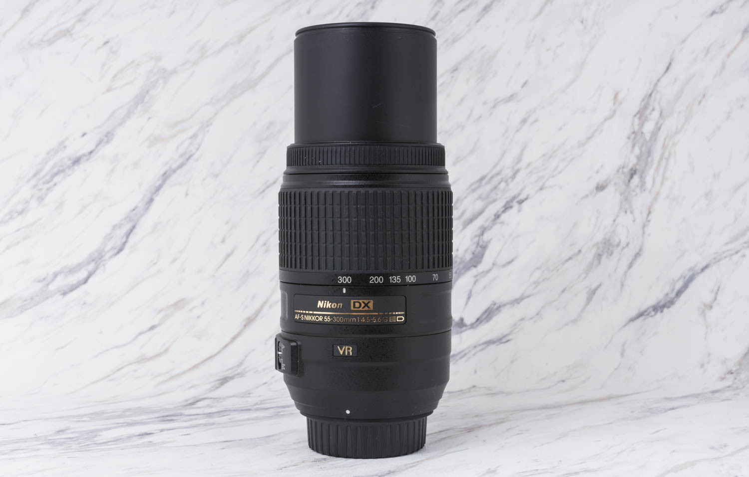 ニコン AF-S DX NIKKOR 55-300mm f/4.5-5.6G ED VR レビュー