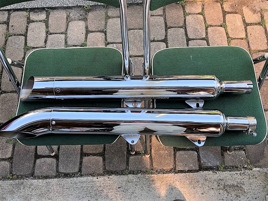 マフラー交換 ～KERKER スリップオンサイレンサー⇒HD純正 65943-96