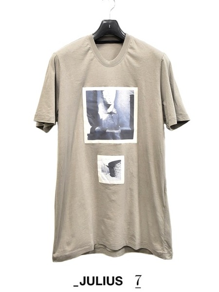 JULIUS[ユリウス] / GORDINI SHORT SLEEVE PRINT T SHIRT -KHAKI GRAY