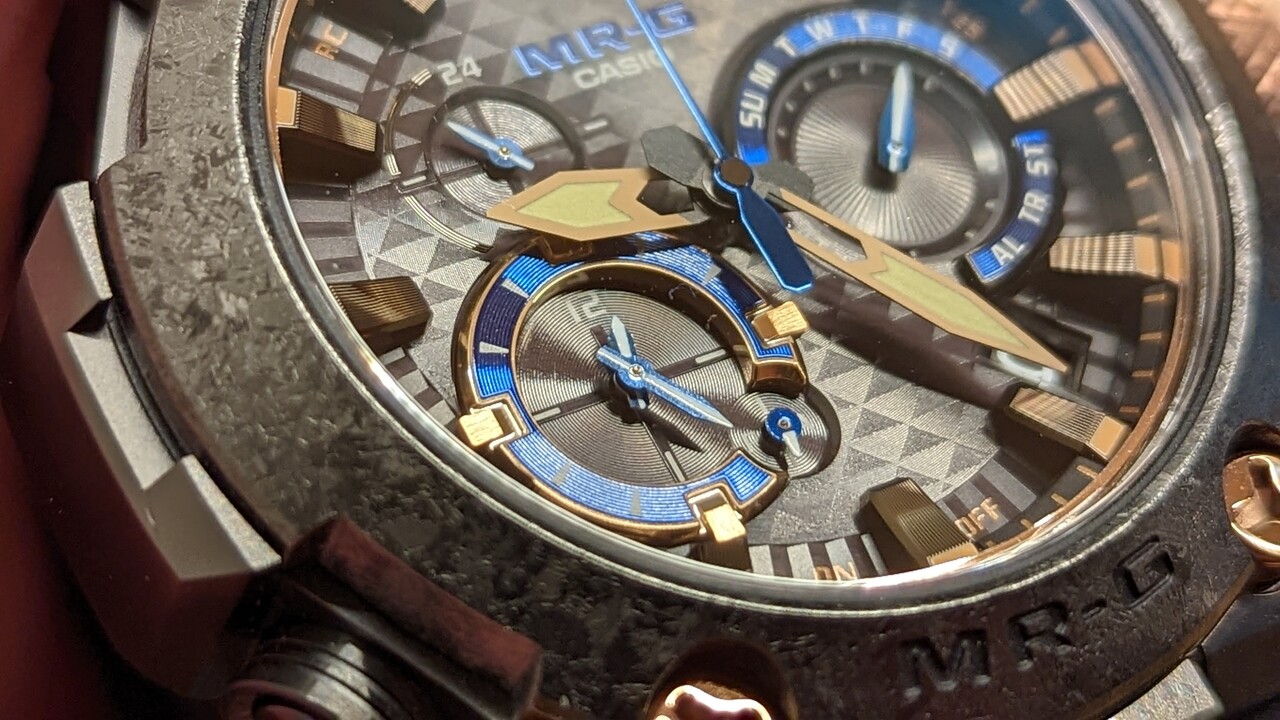 勝色MR-G「MRG-B2000R-1AJR」が、生産終了後1年半経過しても発売中！何