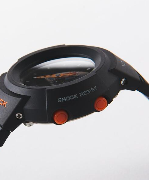 UNITED ARROWS × G-SHOCK」別注コラボデジアナモデル「AWG-M520UA」が