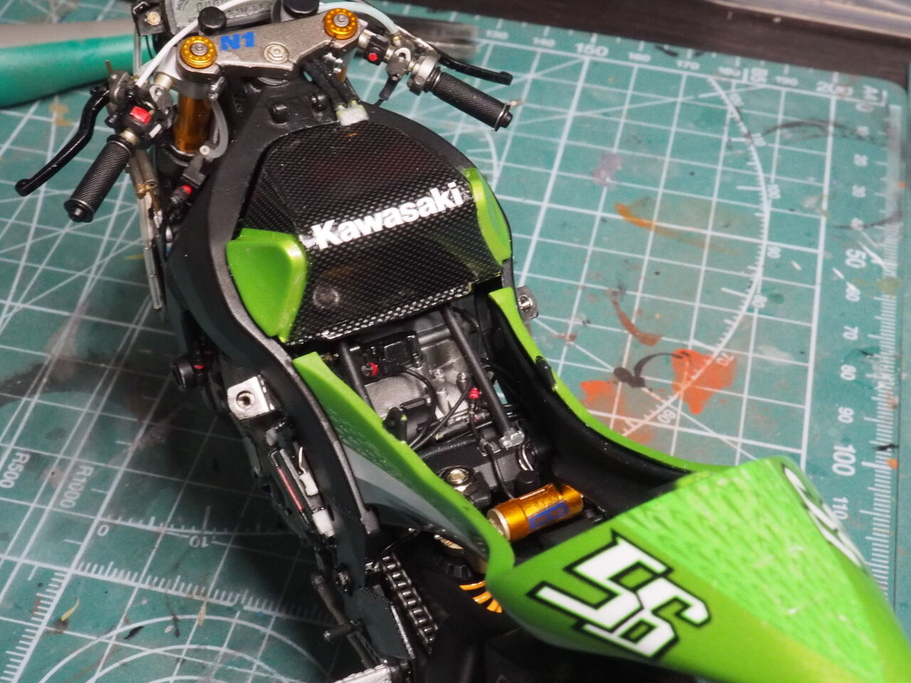 作る タミヤ KAWASAKI Ninja ZX-RR 1/12「その15 完成・・・とトラブル