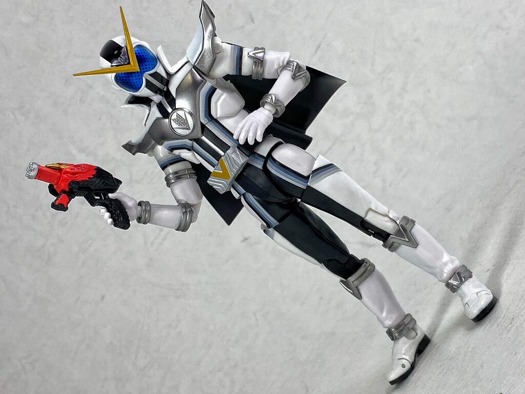 S.H.Figuarts ゼンカイザーブラック レビュー : えるけーえぬ