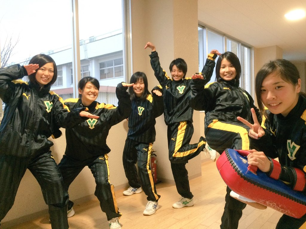 PUMA 前橋育英女子サッカー部 トレーニングウェア : ジャージ