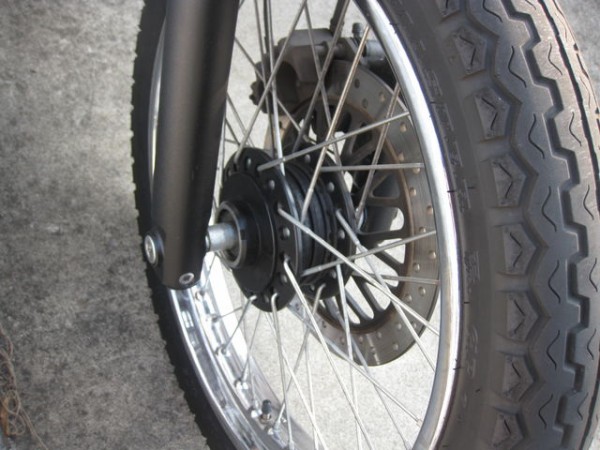 自力で出来るのか!? フロントホイール＆タイヤ交換 その② : GOOD