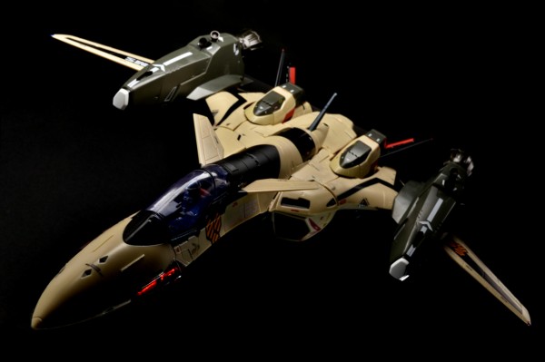 バンダイ DX超合金 VF-19 ADVANCE レビュー その1 : きんけつほびー