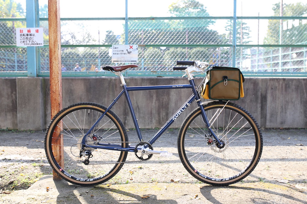 SURLY* disc trucker / BUILT BY BLUE LUG - CUSTOMER'S BIKE CATALOG