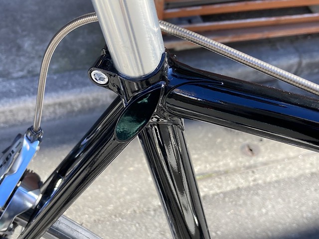 VIVALO ちょっと贅沢な街乗りピスト |