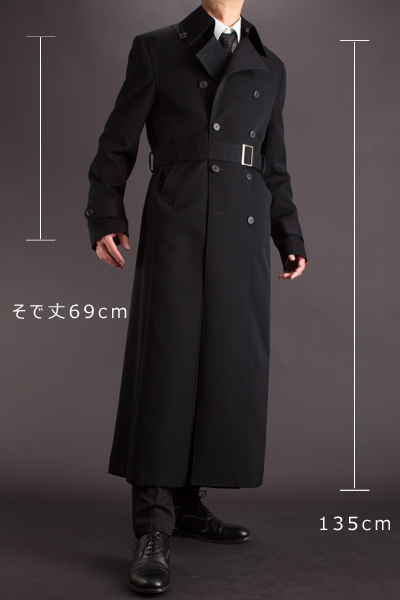 ロングコート袖丈長めのモデルです。｜ナポレオンコート 着丈135