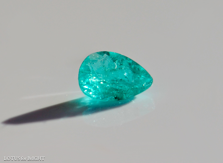 パライバトルマリン ペアシェイプカットペア0.26ct | LOTUS for BrIGHT