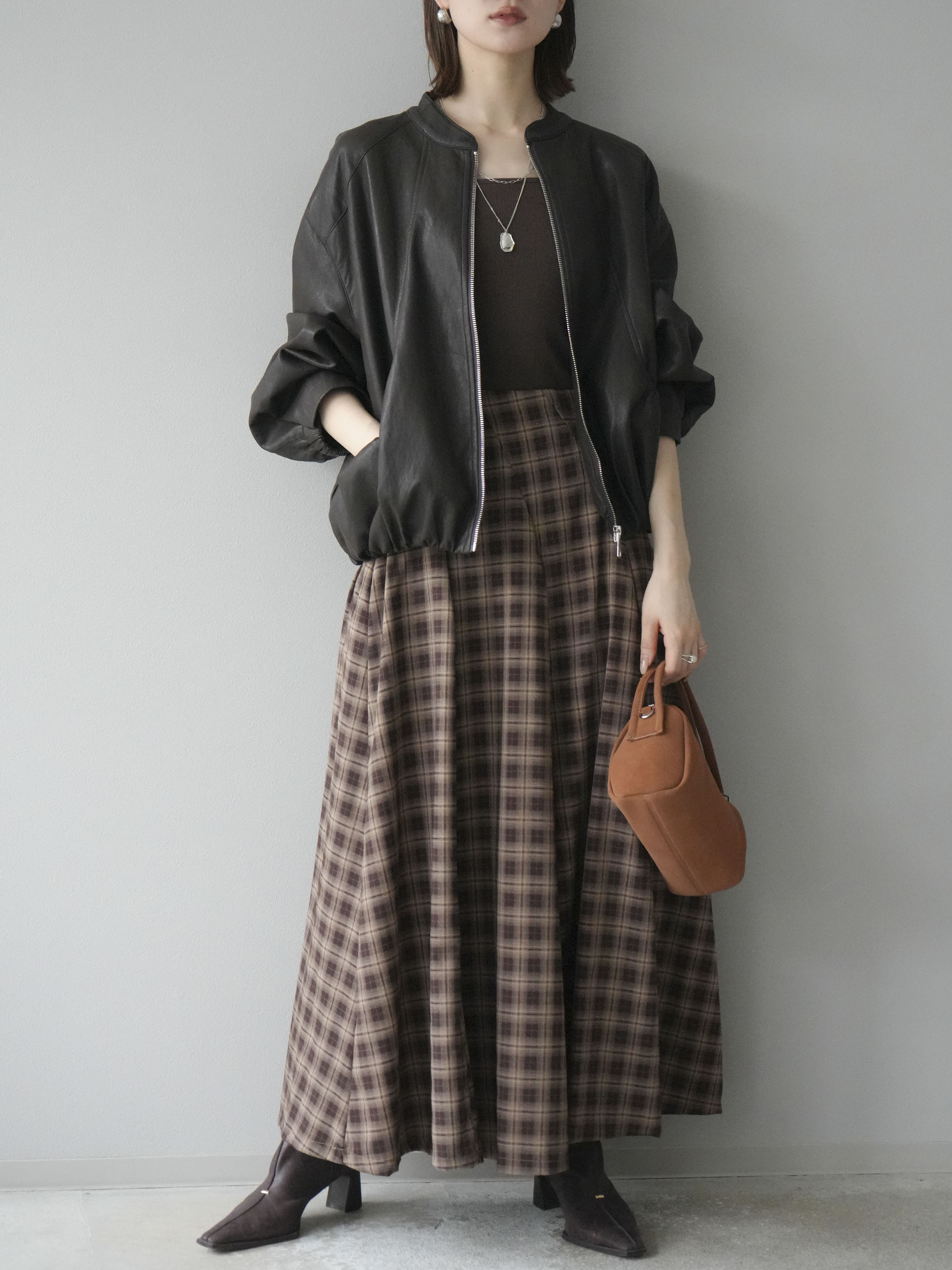 予約]チェックタックフレアロングスカート/ ブラウン – Lumier