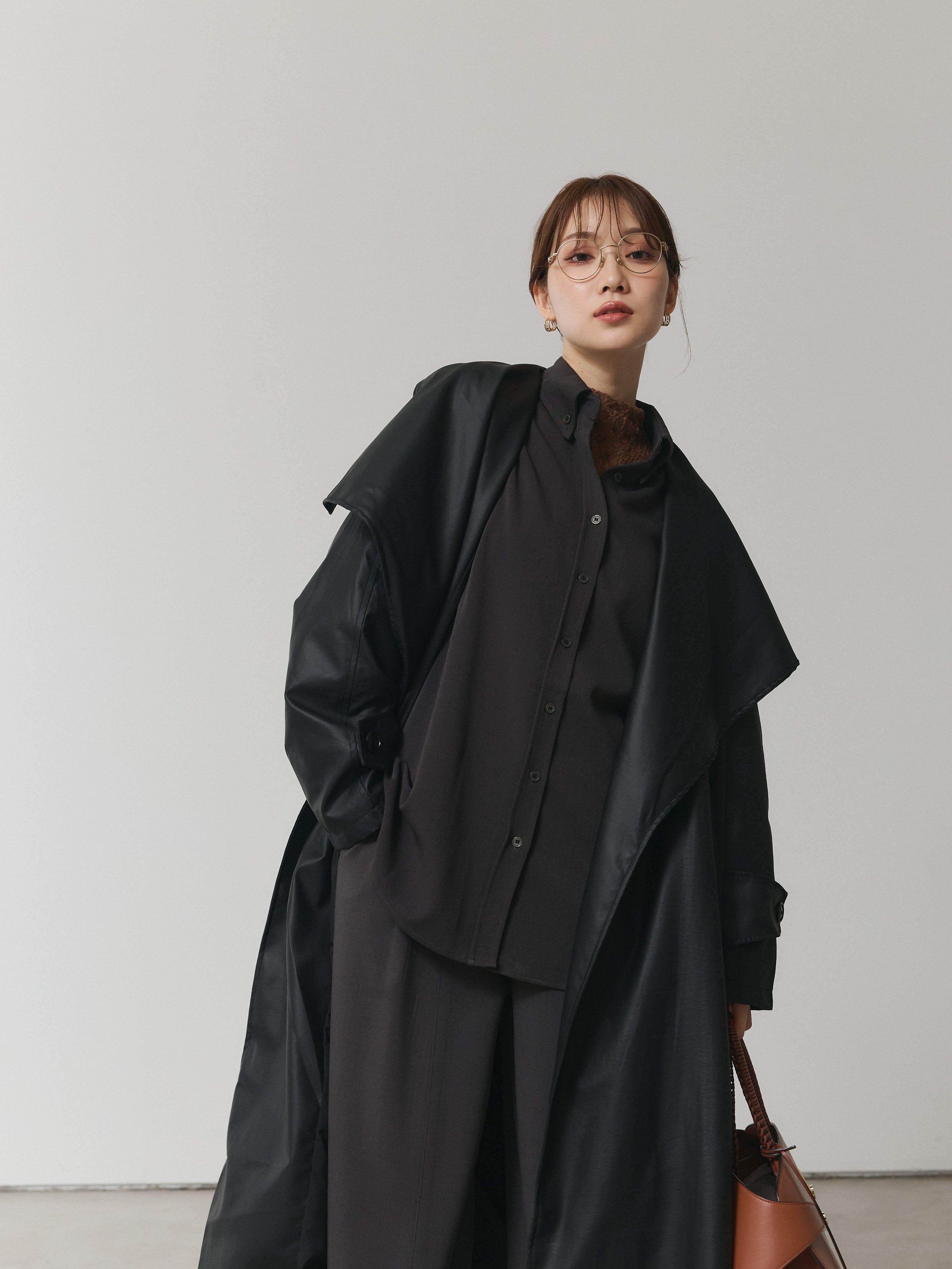 予約]レザーBIGカラーロングコート/ブラック – Lumier