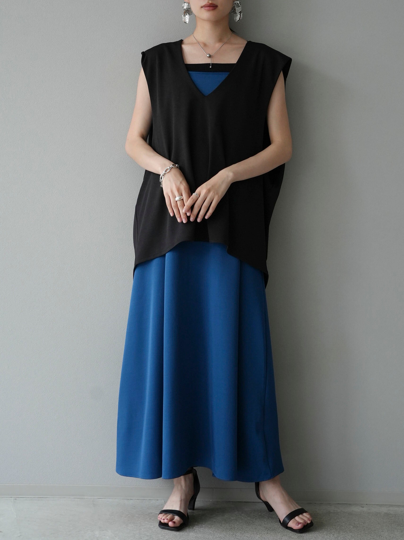 予約]ラウンド切替フレアキャミワンピース/ブルー – Lumier