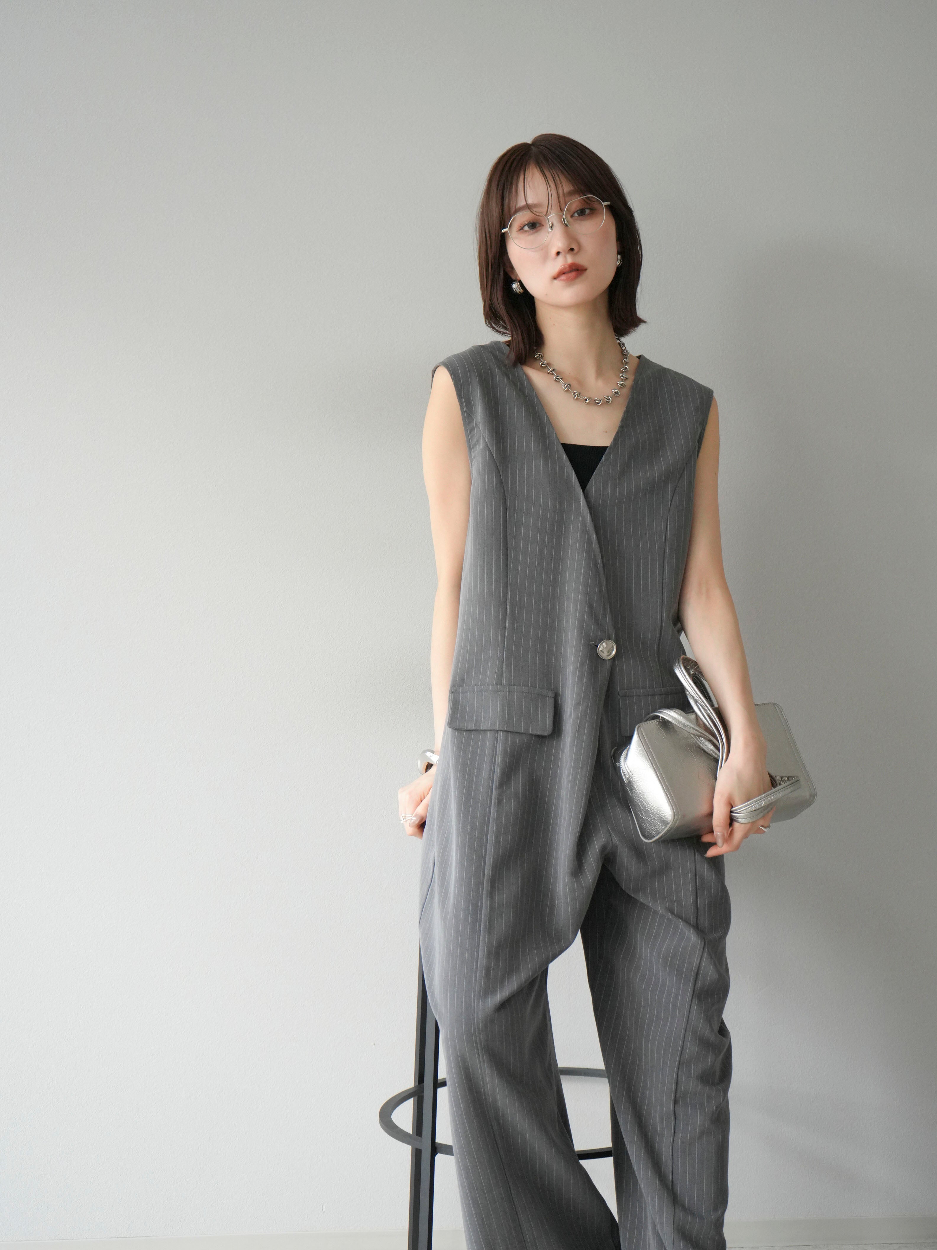 予約]ストライプラップデザインオールインワン/グレー – Lumier