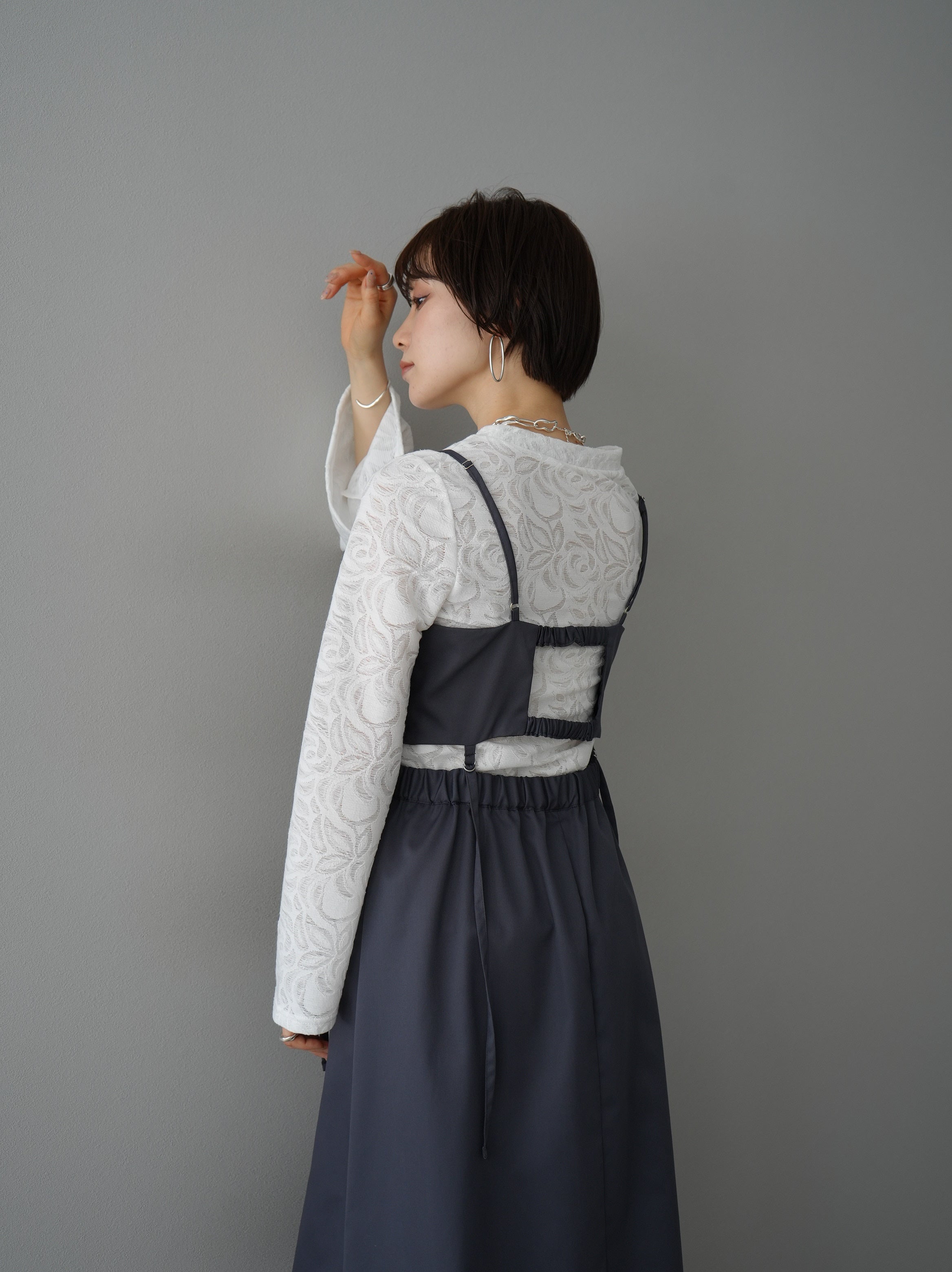 予約]ビスチェキャミフレアワンピース/チャコール – Lumier