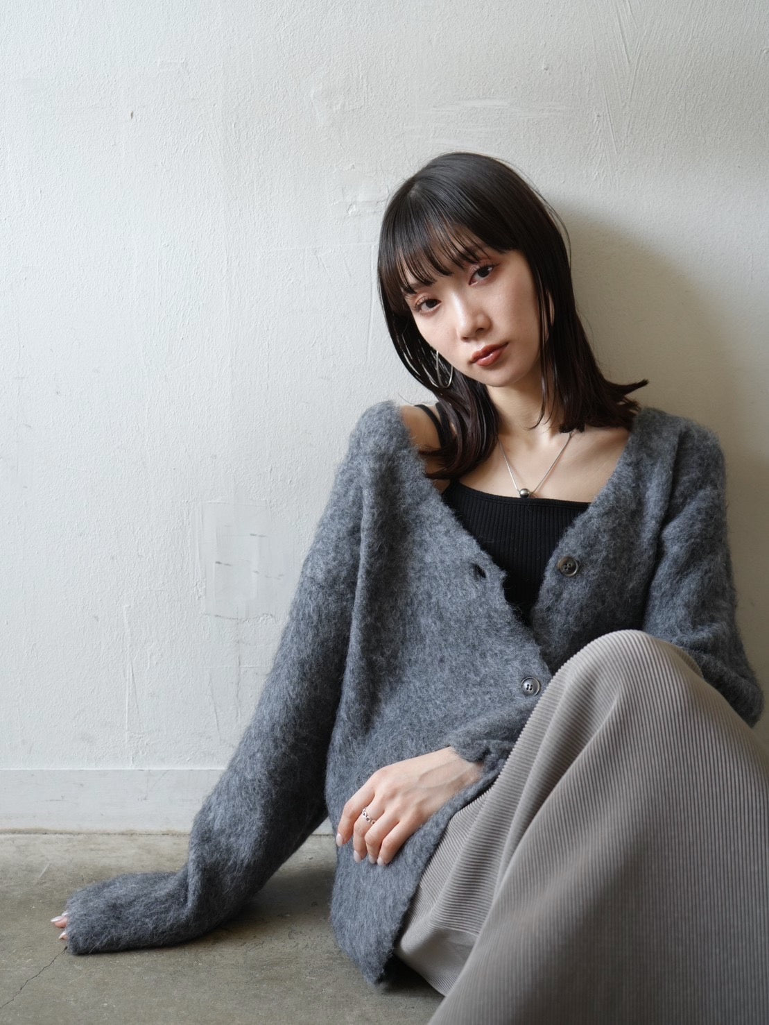 予約]モヘアニットカーディガン/チャコール – Lumier