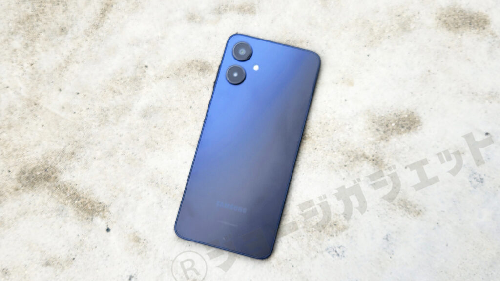Galaxy A25 5G レビュー】見た目重視ならアリか。ストレージに闇を抱え