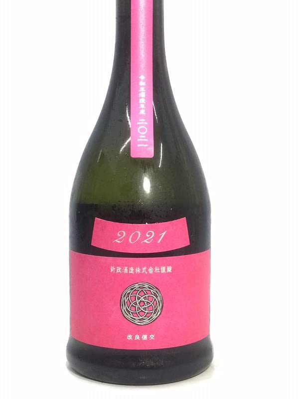 Amazon.co.jp: 新政 コスモス 720ml 桐箱入り : 食品・飲料・お酒