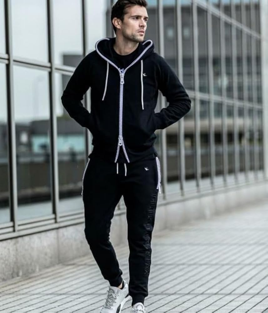 Amazon | [1PIU1UGUALE3 RELAX] ウノピゥウノウグァーレトレ