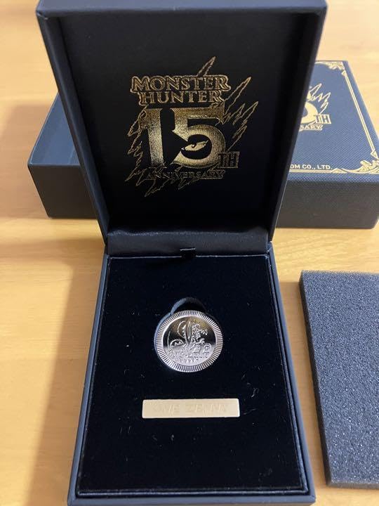 Amazon.co.jp: モンスターハンター 15th 記念メダル 1ゼニー モンハン