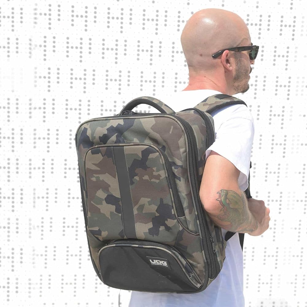 Amazon.co.jp: UDG Ultimate Backpack Slim Black Camo/Orange Inside