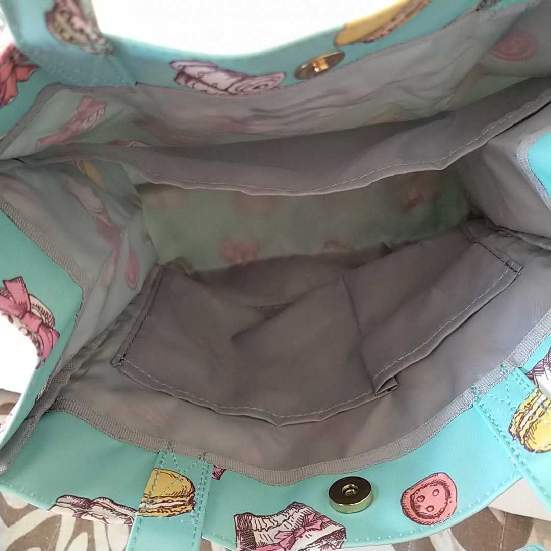 Amazon.co.jp: LADUREE ラデュレ 水色系トートバッグキーチェーン付