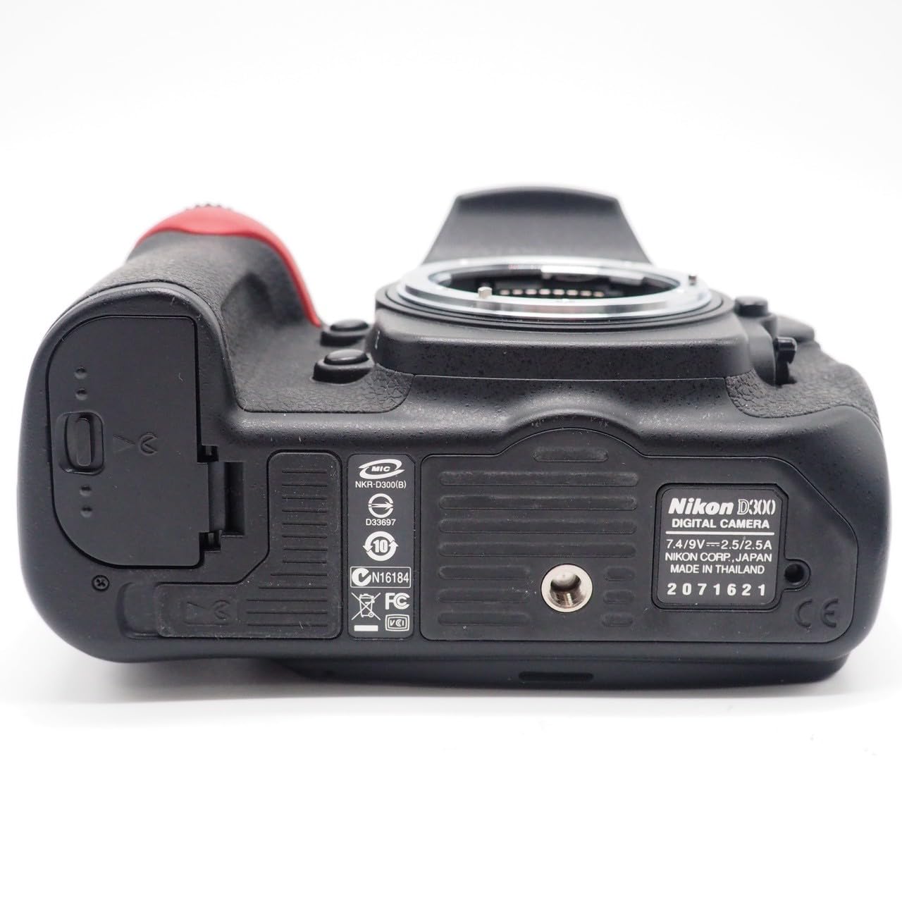 Amazon | Nikon デジタル一眼レフカメラ D300 AF-S DX18-200 Gレンズ