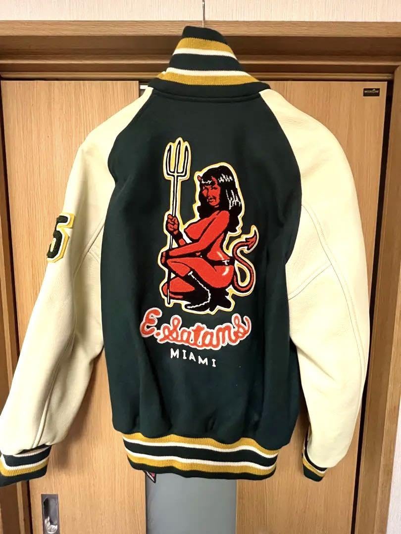 Amazon.co.jp: 希少 ロッキンジェリービーン スタジャン XL : ファッション