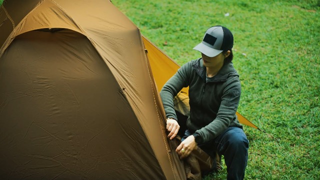 Amazon.co.jp: Thous Winds テント 軽量 コンパクト ドームテント 2人