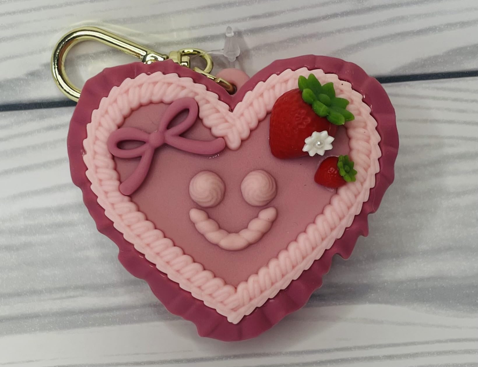 Amazon.com: Bath and Body Works Strawberry Sweatheart Valentine