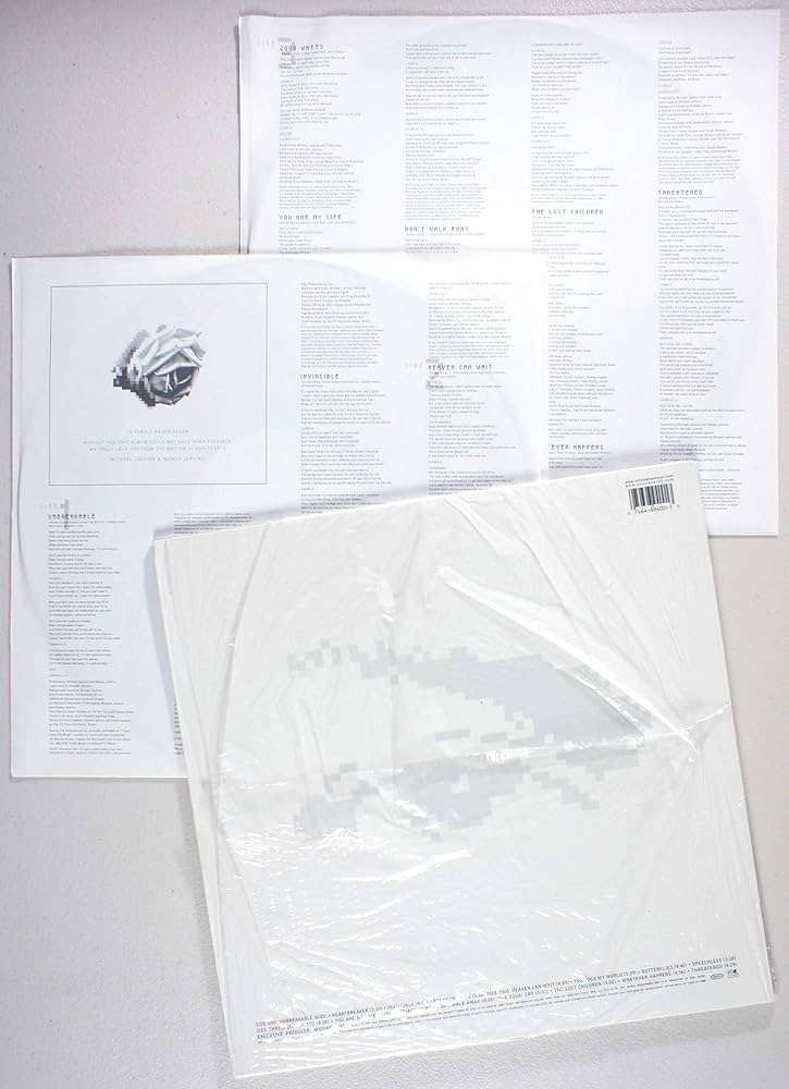 Amazon.co.jp: Invincible [12 inch Analog]: ミュージック