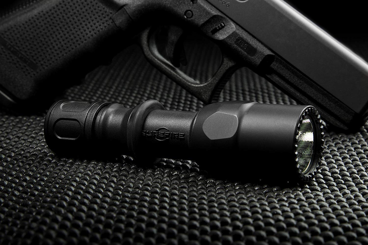 Amazon.co.jp: SUREFIRE シュアファイア G2ZX COMBATLIGHT Single