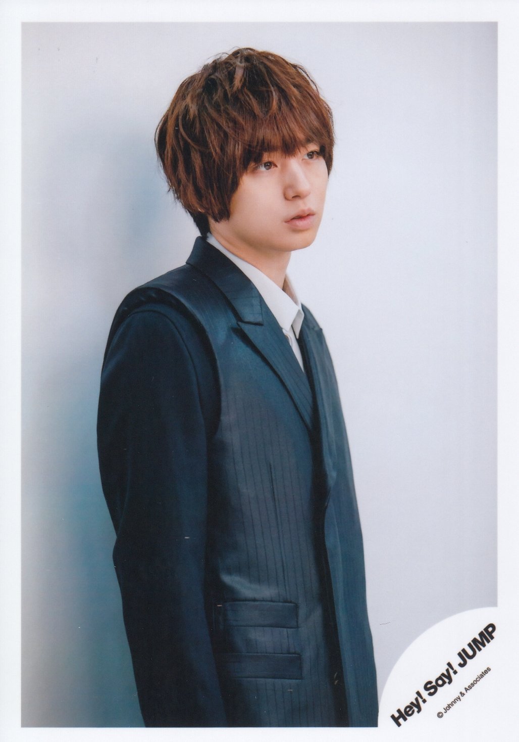 Amazon.co.jp: Hey! Say! JUMP 公式生写真（伊野尾慧）HI00143 : Toys