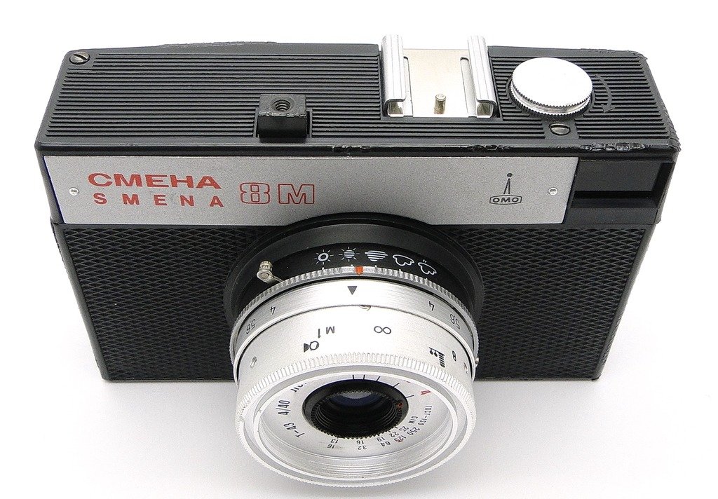Amazon | Smena-8m ロシア ソ連 ロモグラフィー LOMO コンパクト 35mm