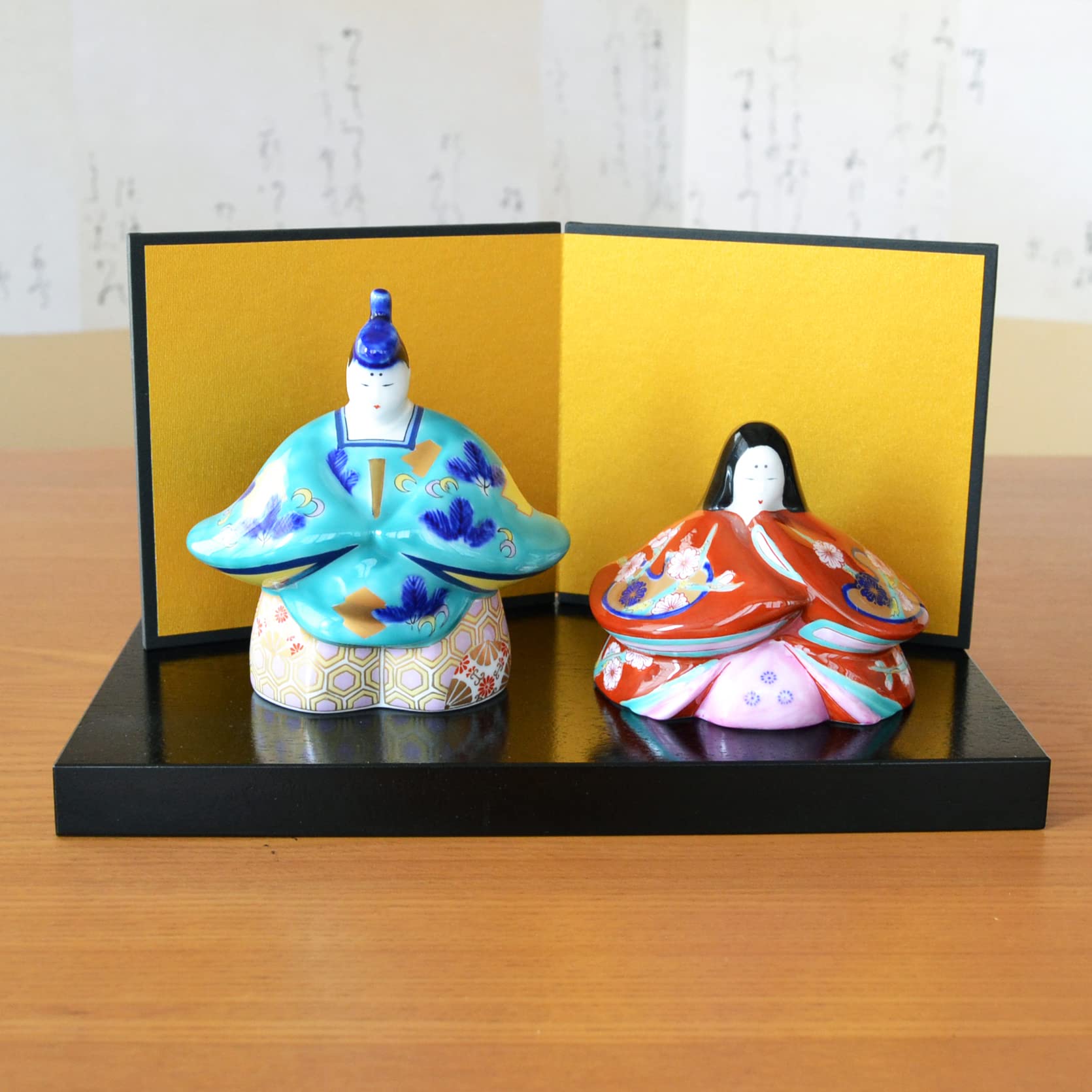 Amazon.co.jp: 雛人形 ひな人形 コンパクト 陶器 有田焼 春秋ひな 金
