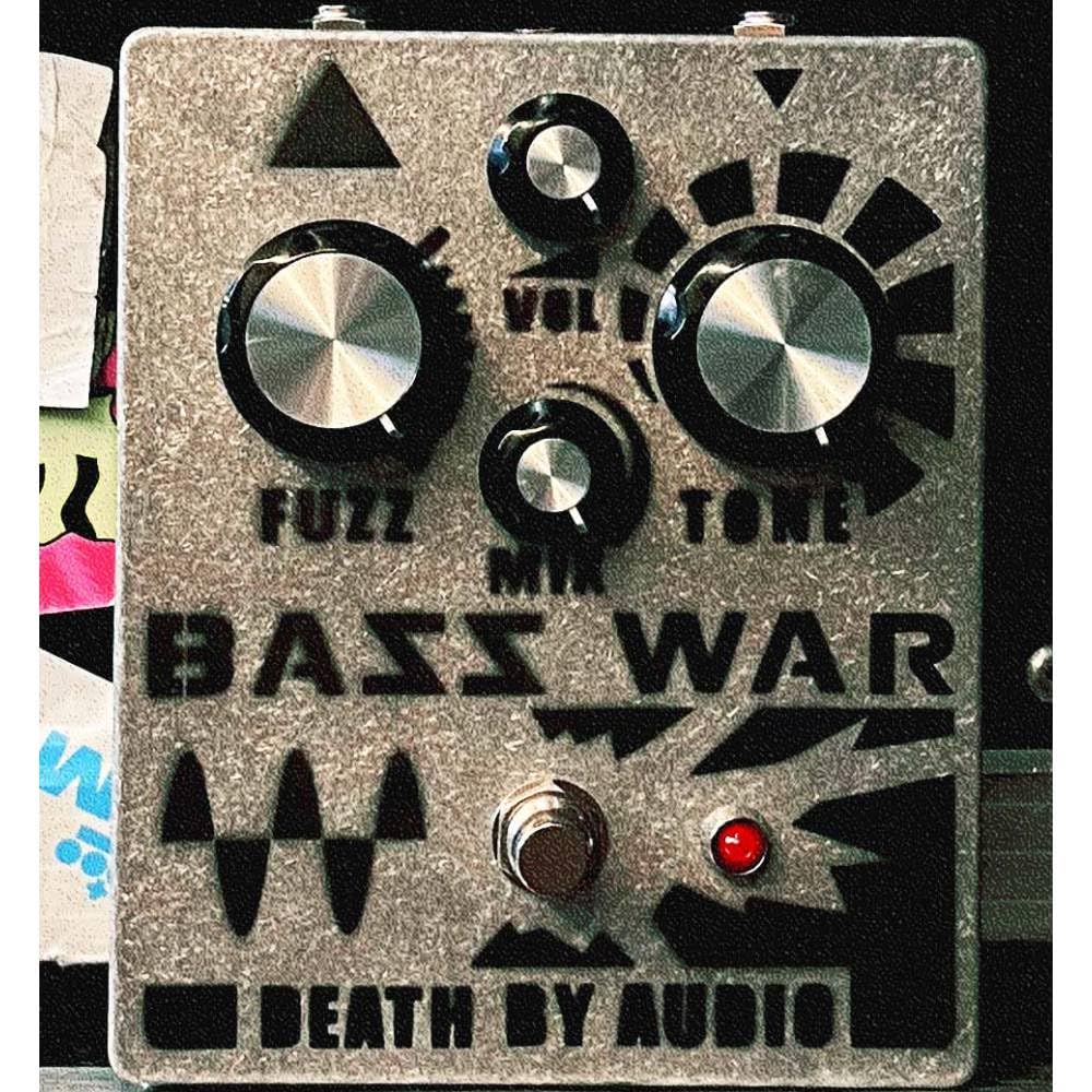 Amazon.com: Death by Audio Bass War Fuzz Distortion Pedal