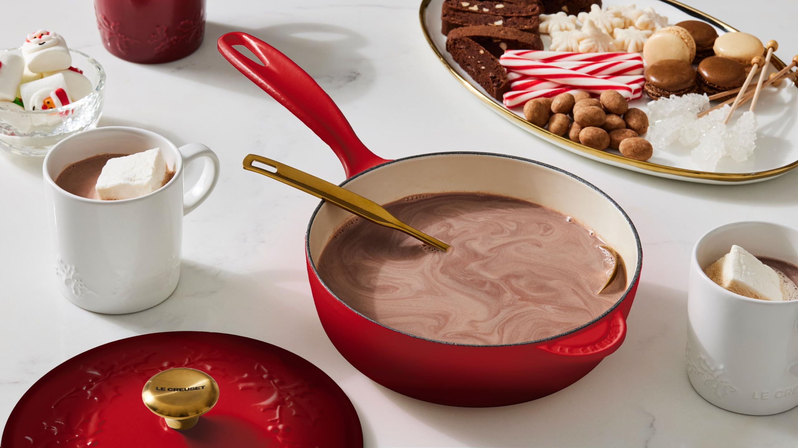 Amazon.co.jp: ル・クルーゼ(Le Creuset) 鋳物 ホーロー 鍋 ソーシエ