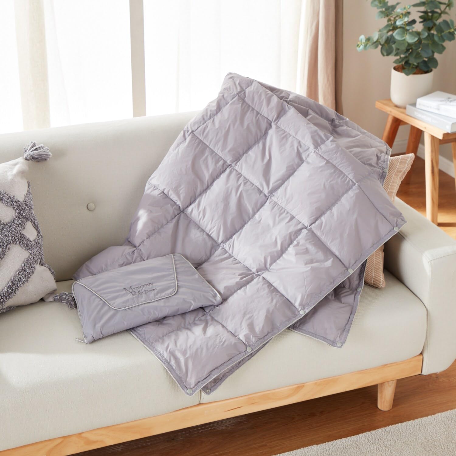 Amazon.co.jp: 未使用 モスコビーリッチダウン 軽い薄い コンパクト