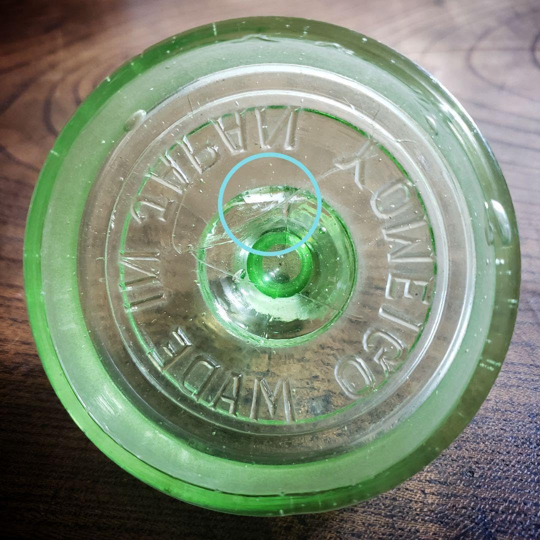 Amazon｜ガラス瓶 ウランガラス 砂糖壺 あめや瓶 レトロ 布目文様 四方