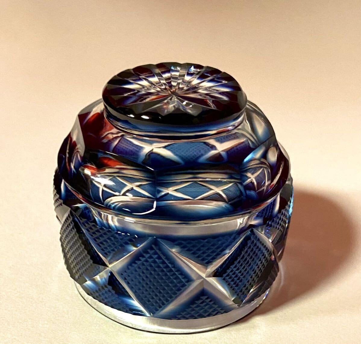 Amazon.co.jp: 『薩摩切子 藍色被せ 猪口 ※SHIMADZU彫印あり 「薩摩