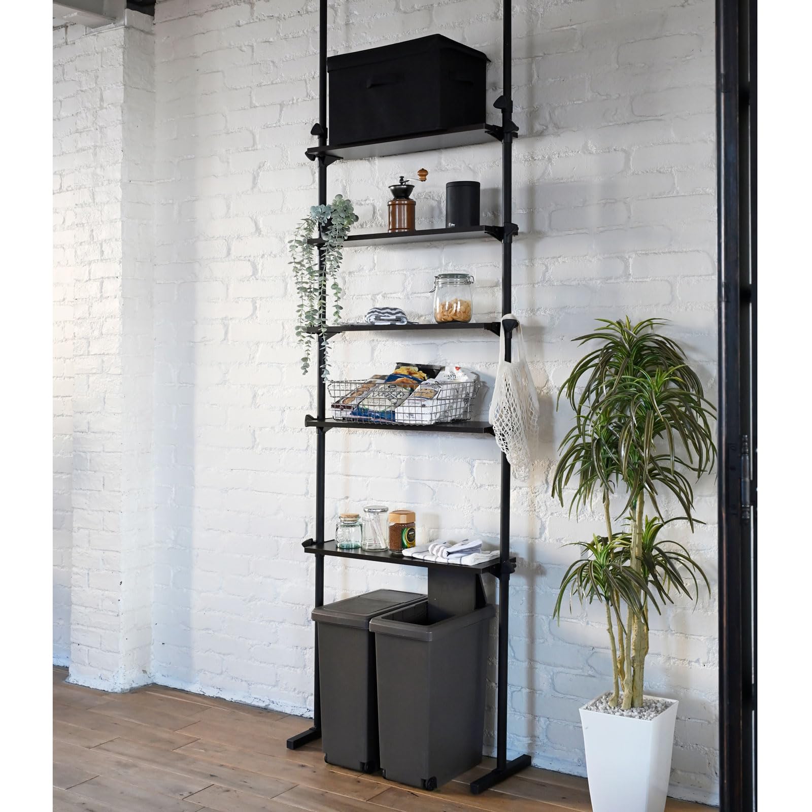 Amazon｜山善(YAMAZEN) 突っ張りラック 突っ張り 棚 スリム 本棚 棚板