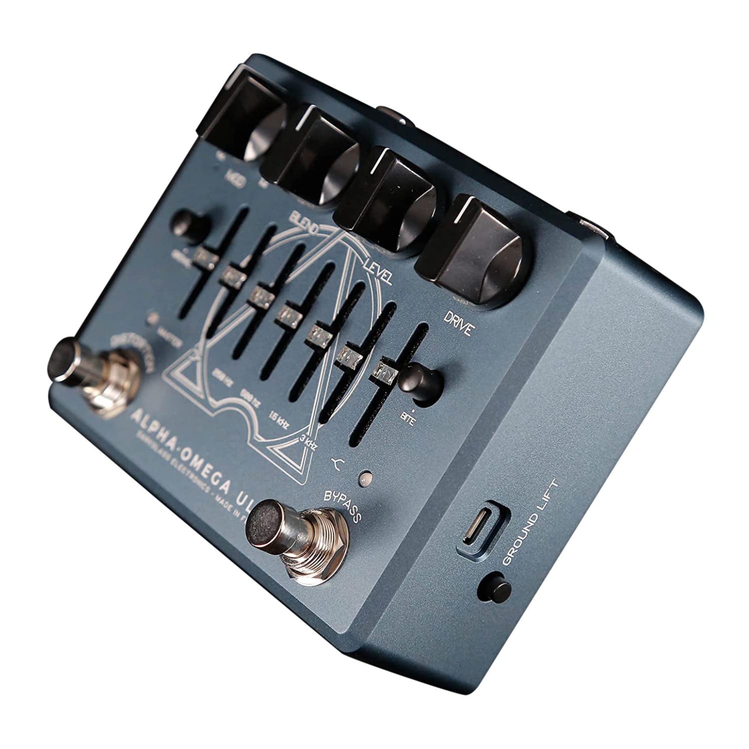 Amazon.com: Darkglass Alpha Omega Ultra Dual Bass Preamp/OD Pedal