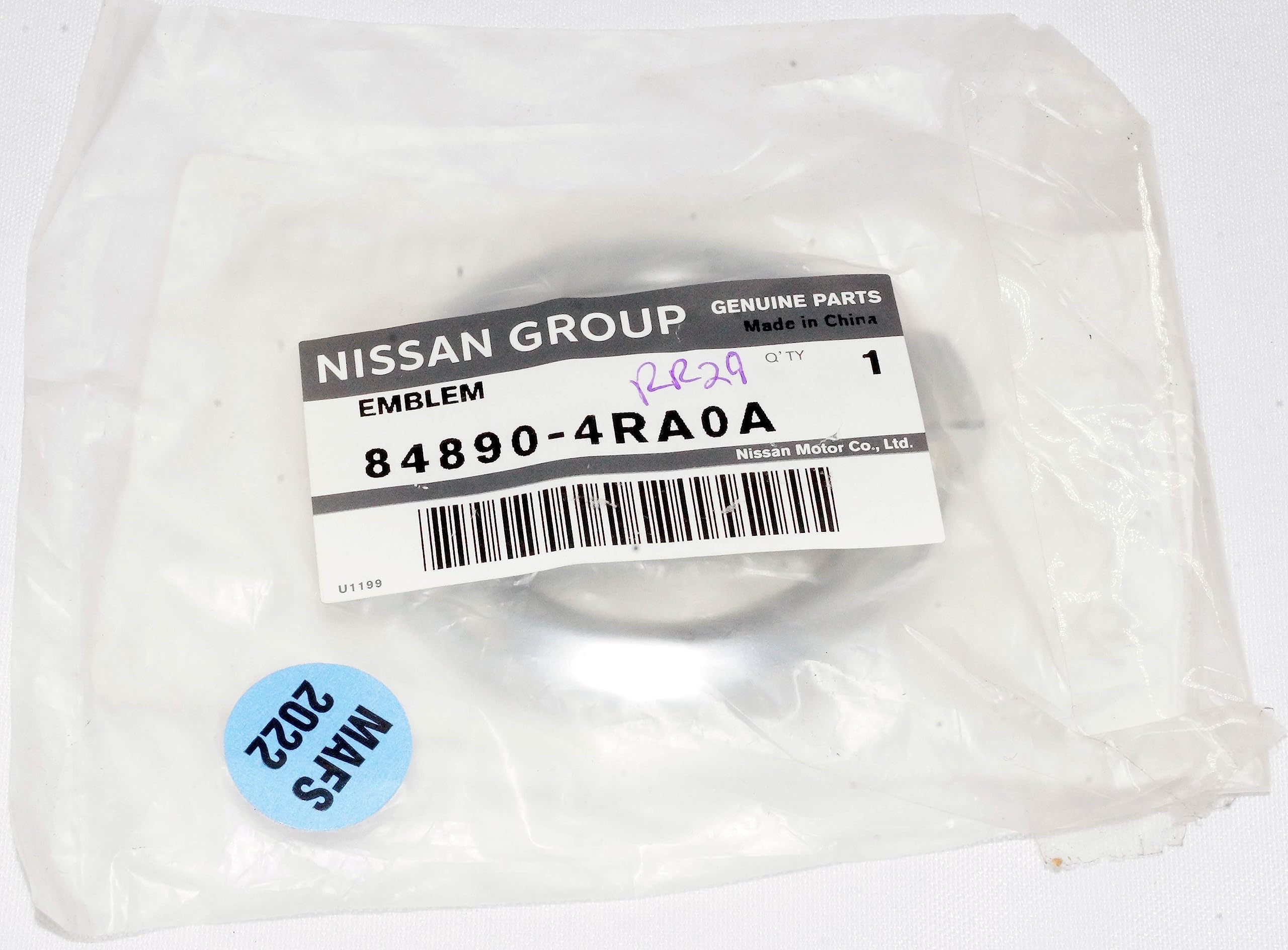 Amazon | 日産純正部品 - エンブレムトランク蓋 (84890-4RA0A